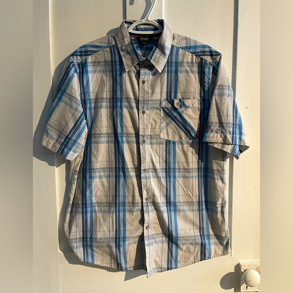 Men’s CloudVeil Button Down ( medium )